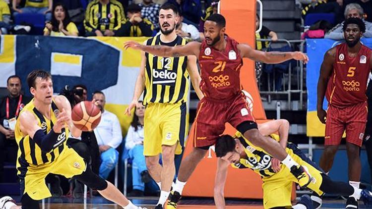 Son Dakika | Galatasaray, Fenerbahçeyi basketbol derbisinde de mağlup etti, seriyi sonlandırdı