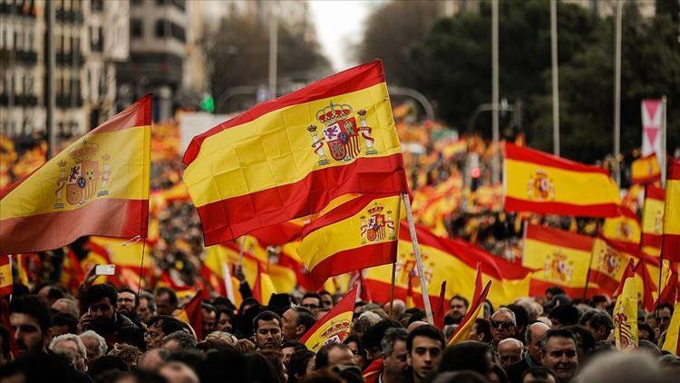 İspanyada tarım işçileri gösterilerini sürdürüyor