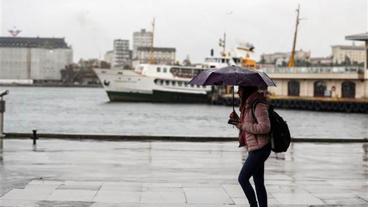İstanbul’da hafta boyunca hava az bulutlu ve hafif sağanak yağışlı olacak