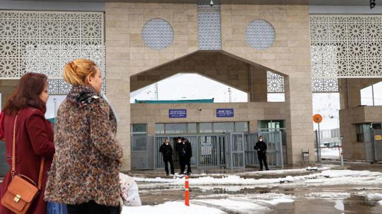 Kapıköy Gümrük Kapısında 18 Türk vatandaşı gözlem altında