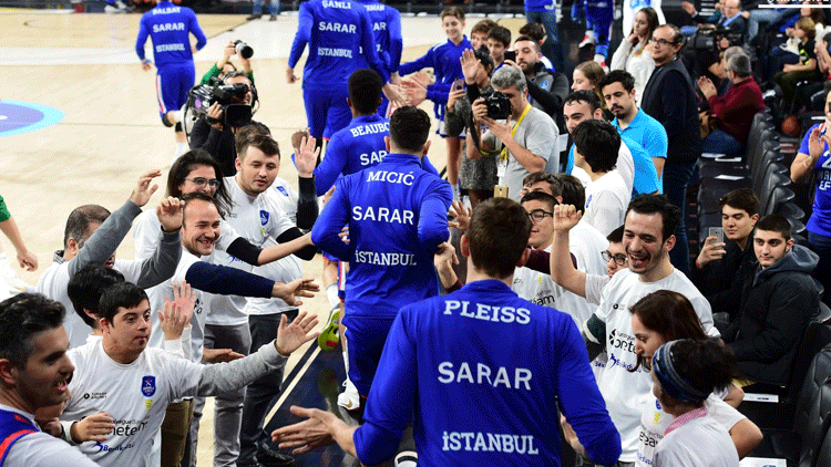 Anadolu Efes ile Sarar 3 yıl daha birlikte