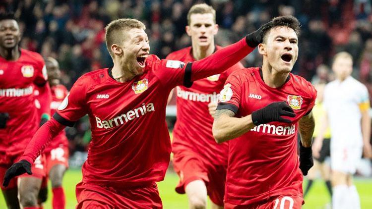 Bayer Leverkusen ve Eintracht Frankfurt yarı finale yükseldi