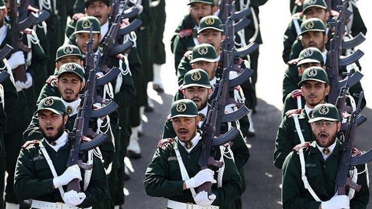 İranın üst düzey komutanlarından Ferhad Debiriyan öldürüldü