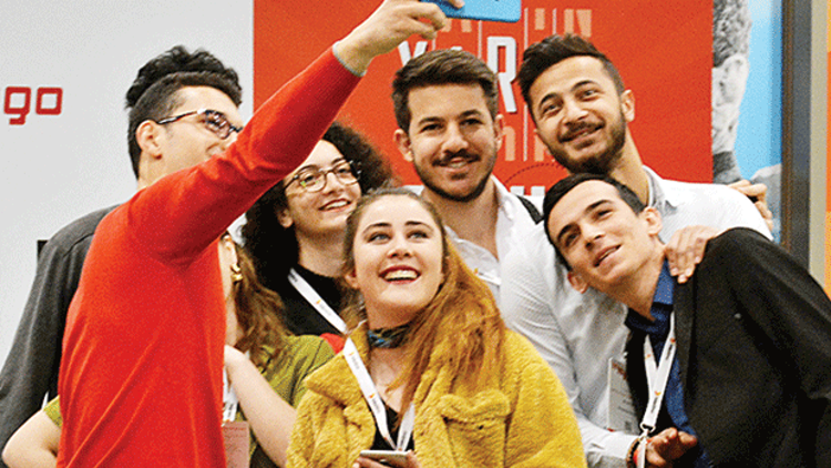 Hedef 1 milyon ‘kız kardeş’