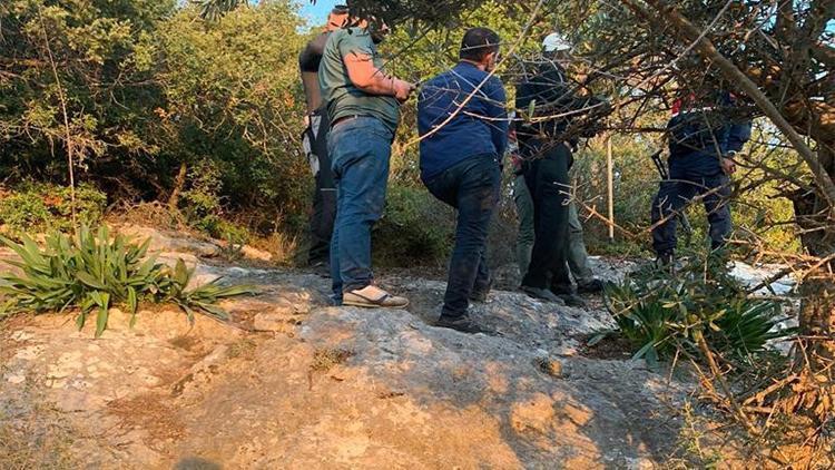 Mersinde izinsiz kazı yapan 10 kişi suçüstü yakalandı