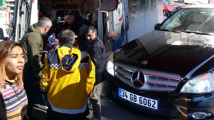 Beyoğlunda su satan kişi otomobilin çarpması sonucu öldü