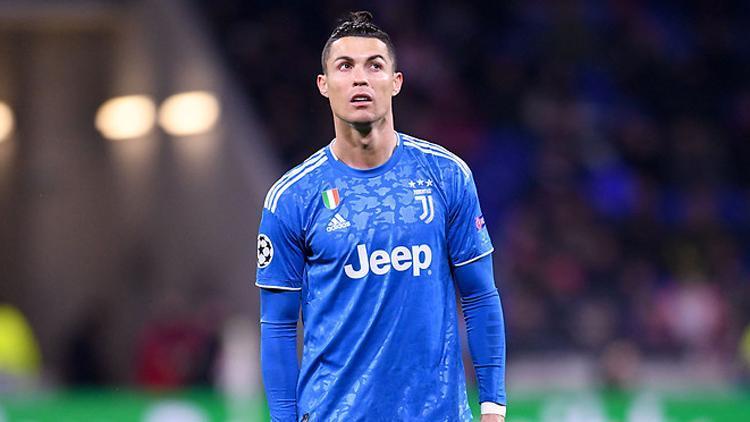 Son Dakika | Corona virüs karantinasındaki Cristiano Ronaldo için Juventustan flaş karar