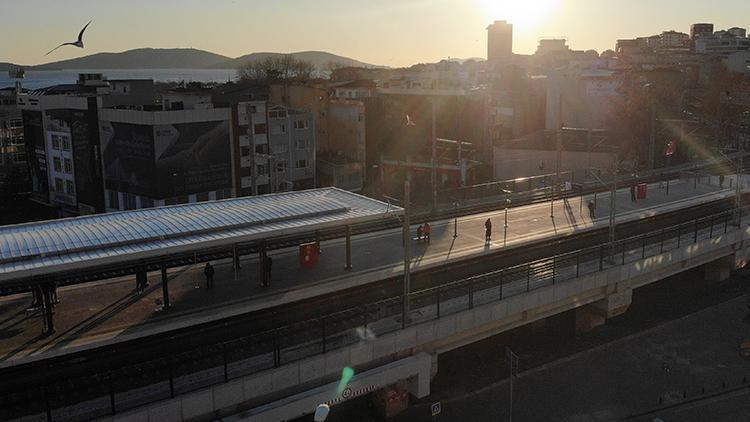 Boş kalan Marmaray istasyonları görüntülendi