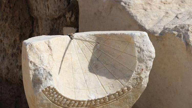 Laodikyada 2 bin yıllık güneş saati bulundu İlk kez çıkarılıyor, dünyada çok nadir örnekler arasında