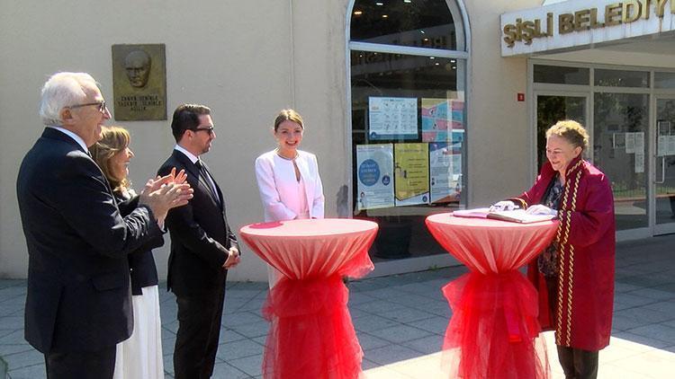 Gelin İtalyan olunca nikah bahçede kıyıldı