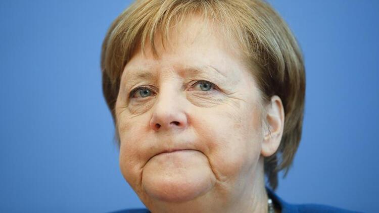 Son dakika haberi: Angela Merkel corona virüsünden korunmak için kendisini karantinaya aldı
