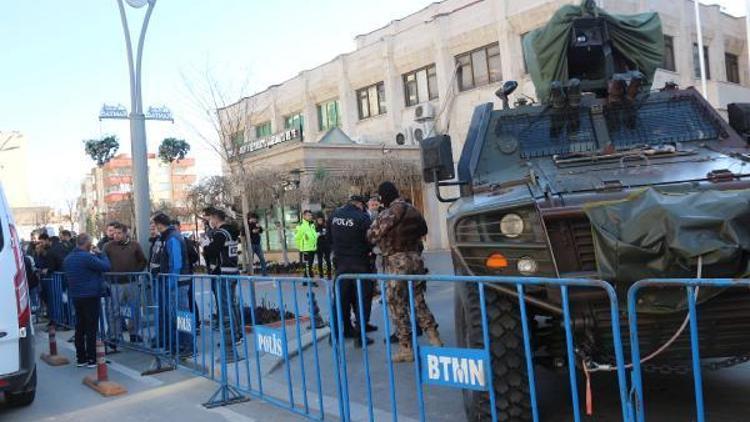 Son dakika haberler... HDPli 5 belediye başkanına terörden gözaltı