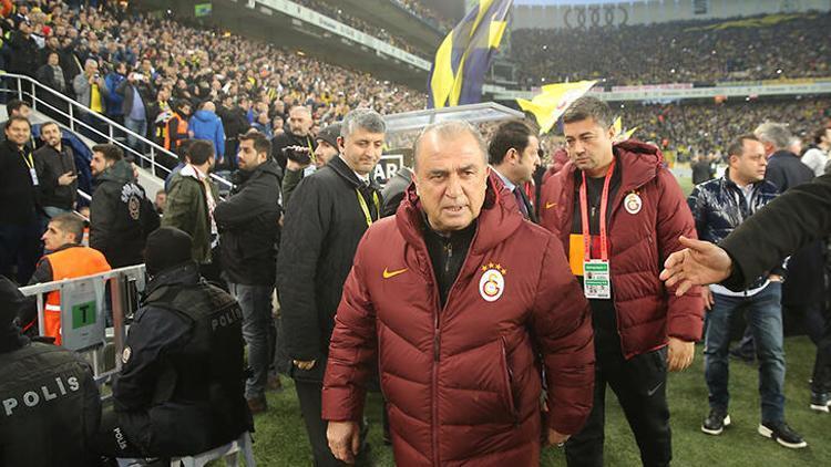 Fenerbahçeden Fatih Terim için geçmiş olsun mesajı