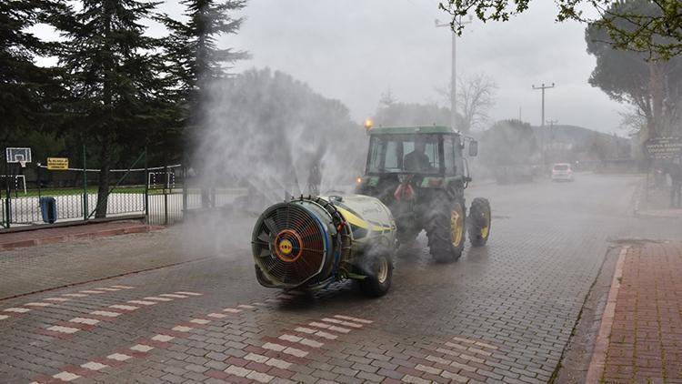 Çanda cadde ve sokaklara atomizer dezenfeksiyon