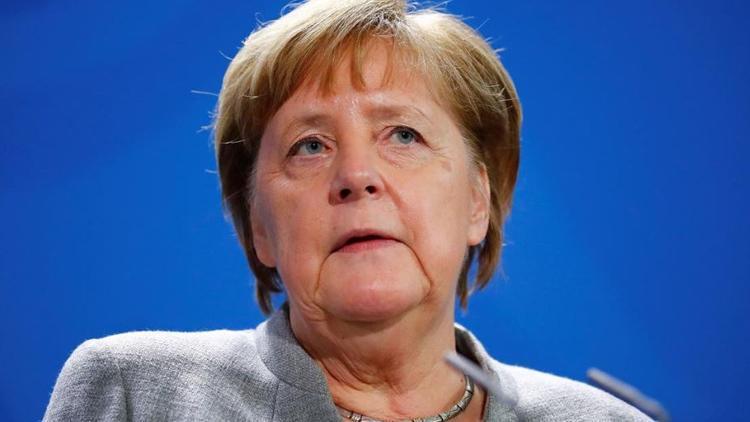 Merkel: Sizden sabır diliyorum