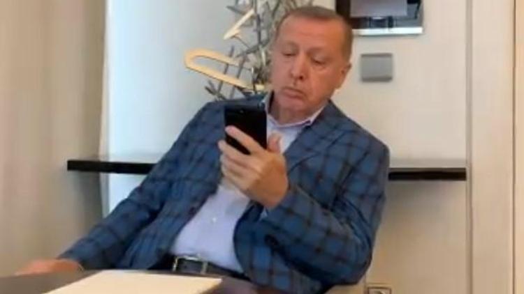 Cumhurbaşkanı Erdoğan, okunan ezanı dinledi