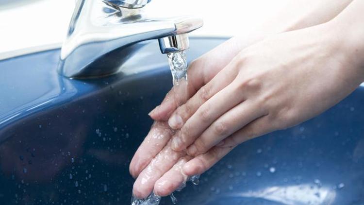 Koronavirüse karşı ellerimizi ne zaman ve günde kaç kere yıkamalıyız? 