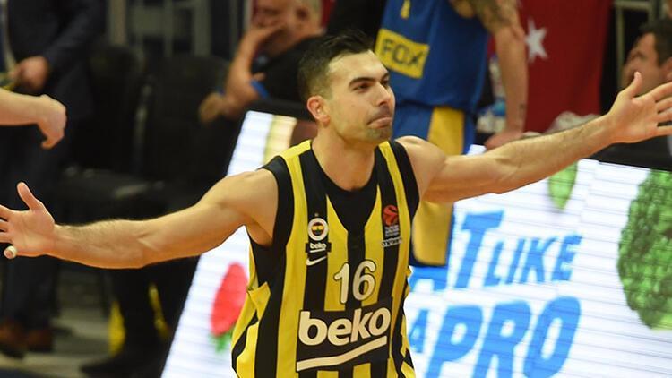 Son Dakika: Fenerbahçede sürpriz ayrılık Kostas Sloukas transferini açıkladı
