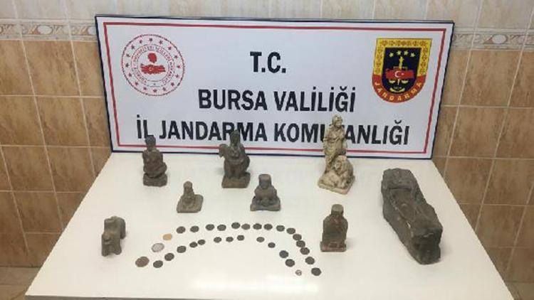 Bursada 1500 yıllık heykeller ele geçirildi