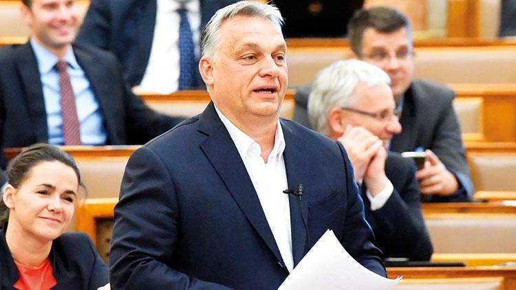 Orban’a süresiz Covid-19 yetkisi  muhalefeti kızdırdı