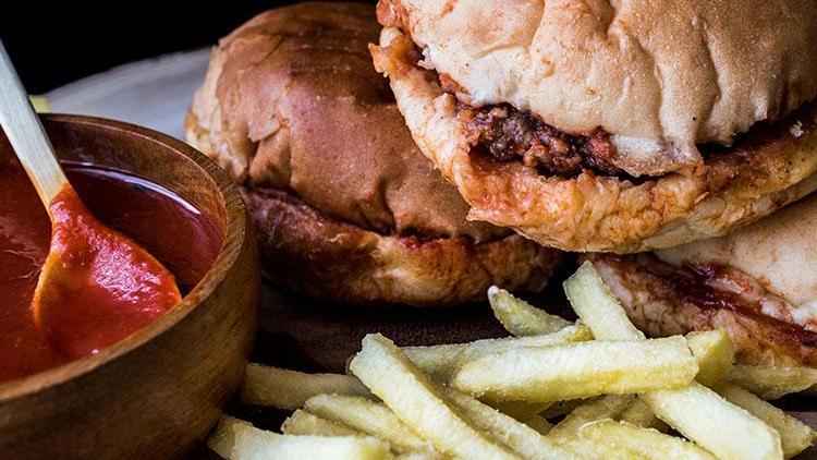 Taksime çıkmış gibi hissedeceksiniz Evde ıslak hamburger tarifi