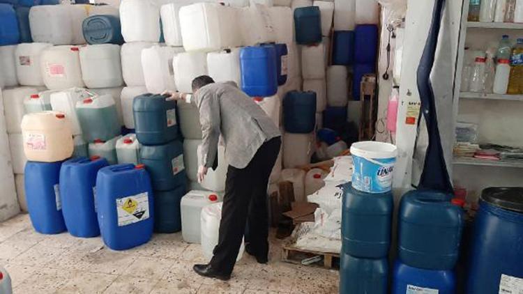 Ankarada kaçak üretilen bin litre dezenfektan ele geçirildi