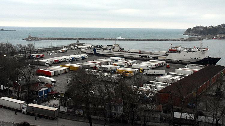 Ukraynadan gelen TIR şoförlerinin karantinaya alınması sürüyor