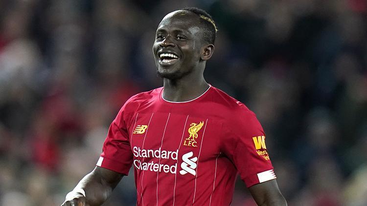 Mane 3.5 milyon dolara hastane yaptırıyor