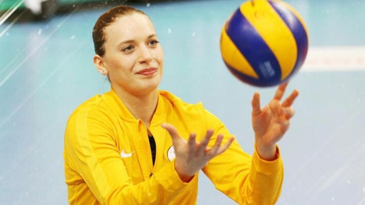 VakıfBank oyuncusu Cansu Özbaydan corona virüsü açıklaması