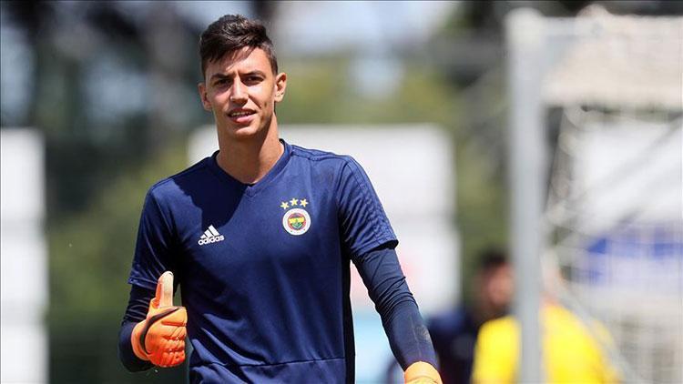 Fenerbahçeli Berke Özerin o mesajı ortaya çıktı Gerçek yaşını saklıyor mu