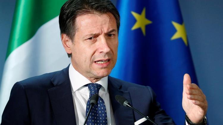 İtalyada Başbakanı Contenin yakın koruması Kovid-19dan hayatını kaybetti