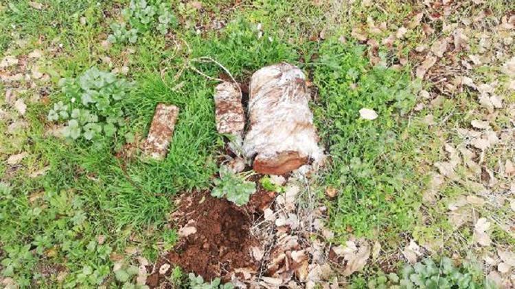 Bitlis’te toprağa gömülü 20 kilo EYP ele geçirildi