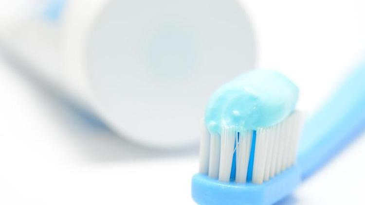 Diş macununu temizlik yaparken kullanabilirsiniz
