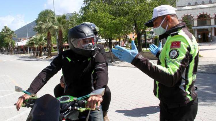 Muğlada motosikletlere 2 kişi binmek yasaklandı
