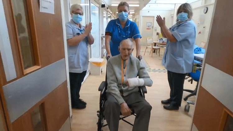 99 yaşındaki 2’inci Dünya Savaşı gazisi, koronavirüsü yendi