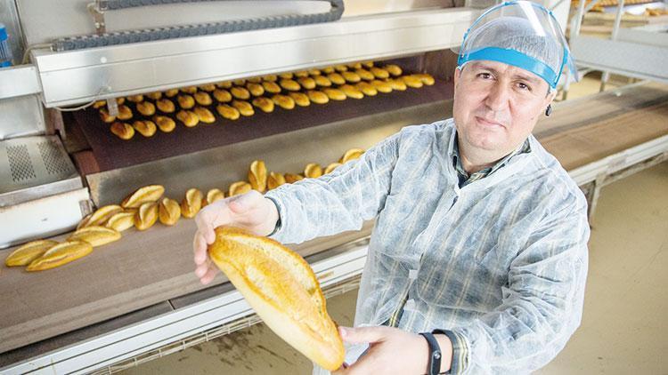 24 saatte 950 bin ekmek üretiyorlar