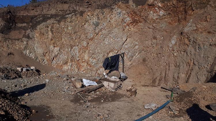 Elazığda kaçak kazı yapan şahıs suç üstü yakalandı