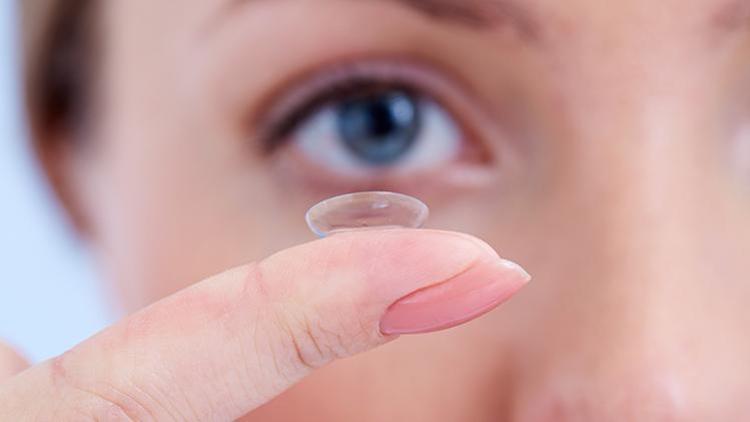 Kontakt Lens Kullanımı Koronavirüs Riskini Arttırır mı?