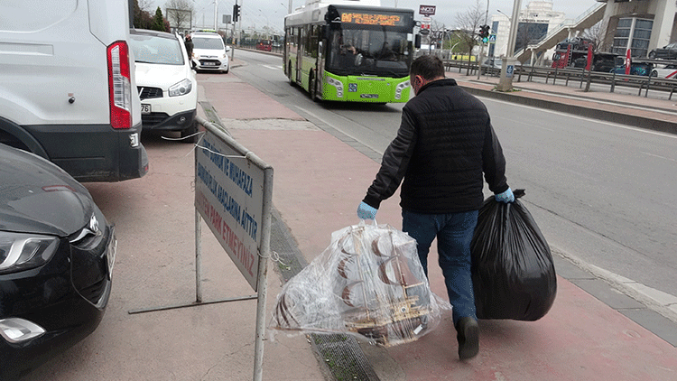 Acı çeken kanser hastası oğlunu öldüren baba, cezaevinden çıktı