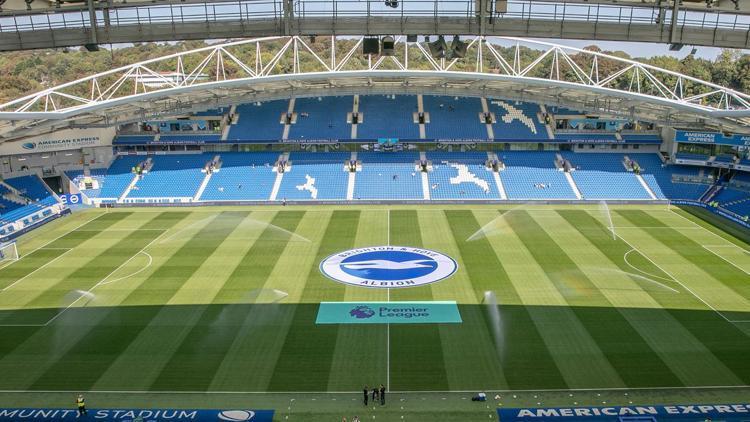 Premier Lig ekibi Brightonın stadı, koronavirüs test merkezine çevrildi