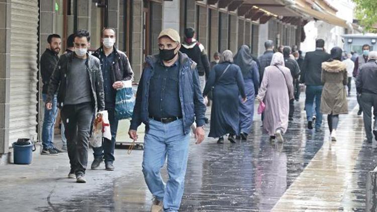 Yasak sonrası Diyarbakırda hareketlilik