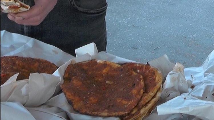 Mantardan lahmacun yaptılar! "Tadı aynı oldu"