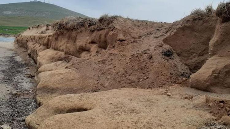 Çanakkale Bozcaadada bin 500 yıllık kiremit mezar