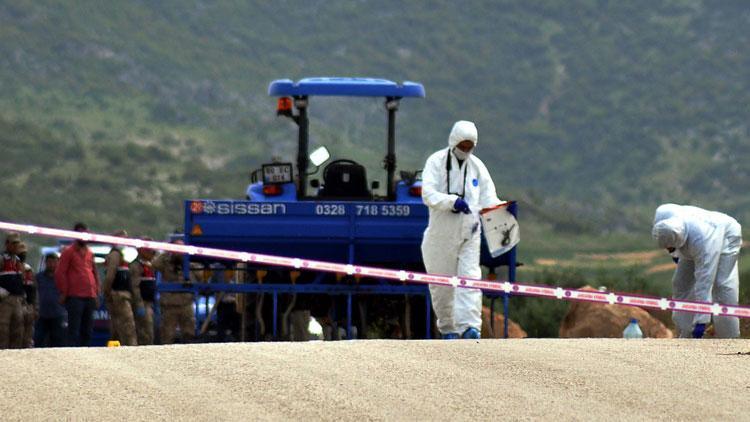 Tarlada birbirlerini vurdular ikisi de öldü