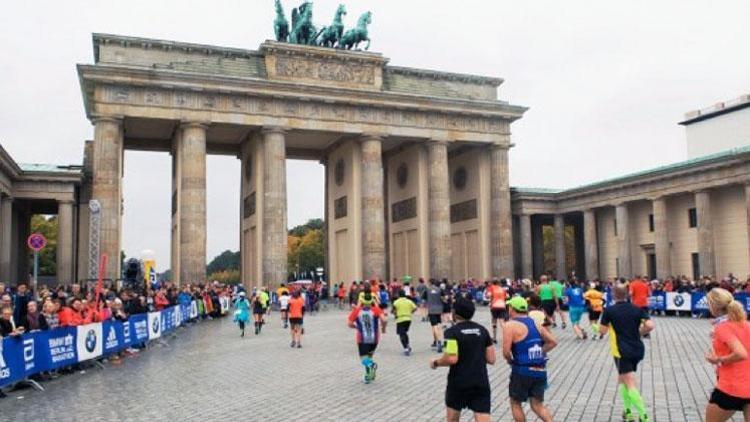 Berlin Maratonu koronavirüs nedeniyle ertelendi