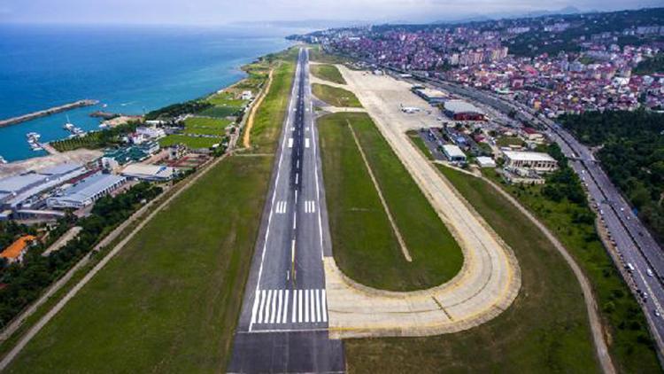 Pisti onarıma alınan Trabzon Havalimanı uçuşa kapatıldı