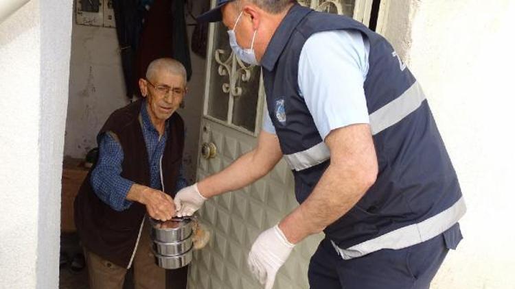 Hisarcık belediyesinden ihtiyaç sahiplerine evlerinde yemek servisi