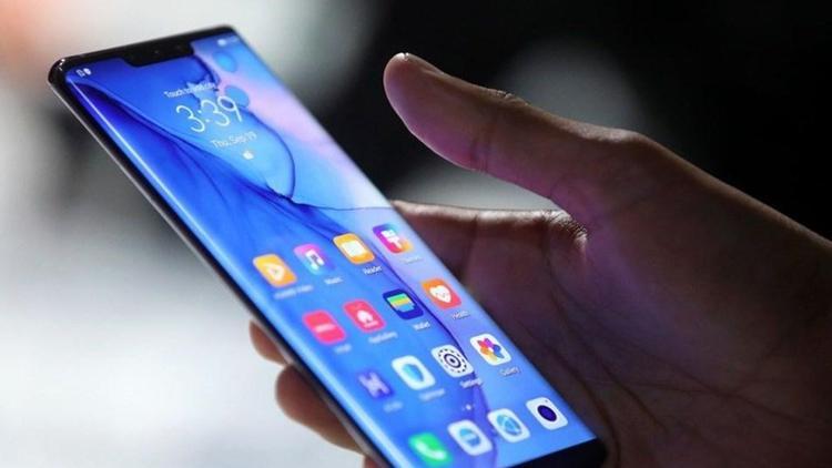 Huawei, ekran ve anakart değişiminde ücretleri düşürdü