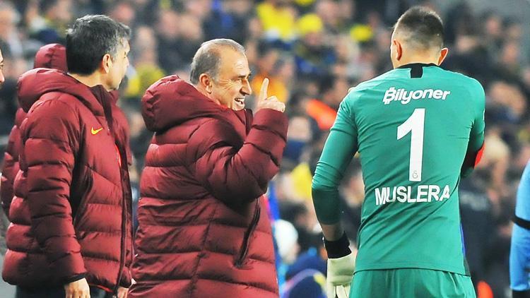 Muslera Galatasaraya Facundo Pellistriyi önerdi