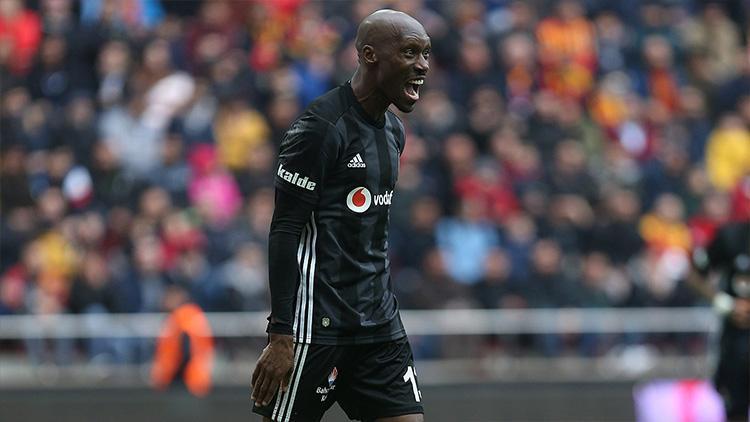 Son dakika Beşiktaş haberleri  Atiba Hutchinson krizi: İndirim değil, zam bekliyorum